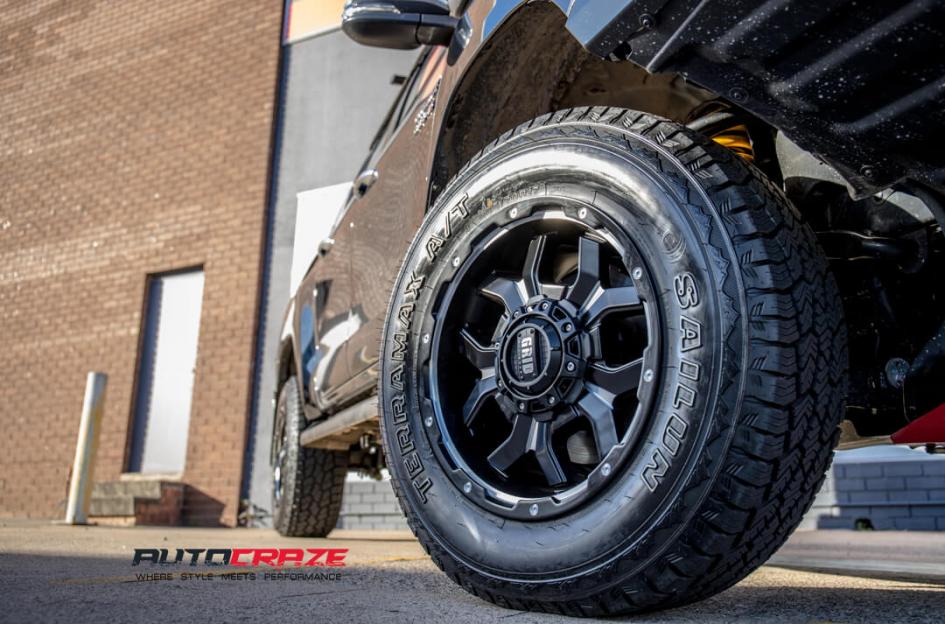 TOYOTA HILUX N80 4WD GD07 MATTE BLACK MILLED